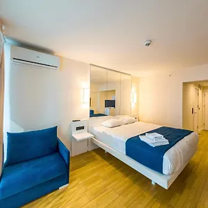 Seaside Dreams & Sunset Views, Luxury Retreat At Orbi , Batumi Gruzja