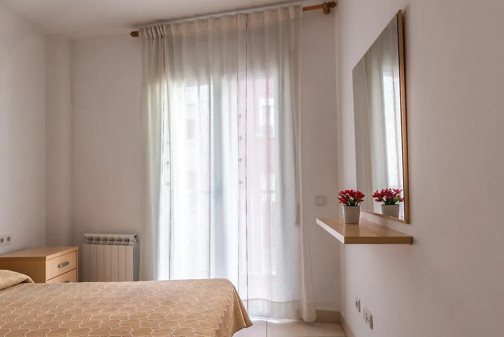 Apartamentos Navas 2 Barcelona 0*,  Spain